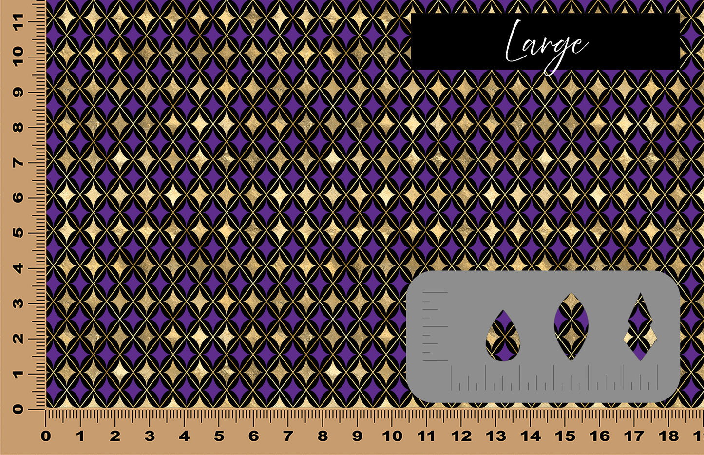 DecoCraft - Mardi Gras - Fancy Gold and Purple Argyle