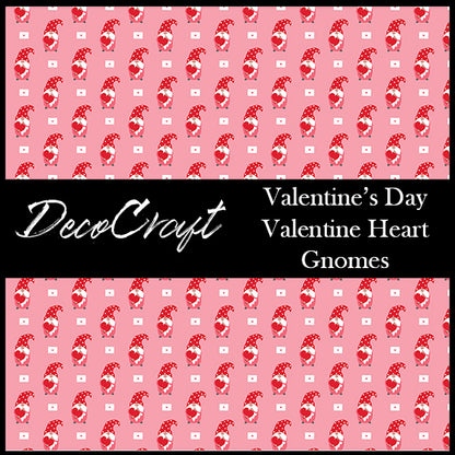 DecoCraft - Valentine's Day - Heart Gnomes